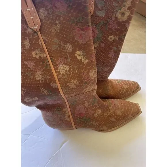 NEW WE THE FREE PEOPLE Sz 37 MONTAGE PRINTED TALL BOOTS - Picture 7 of 7
